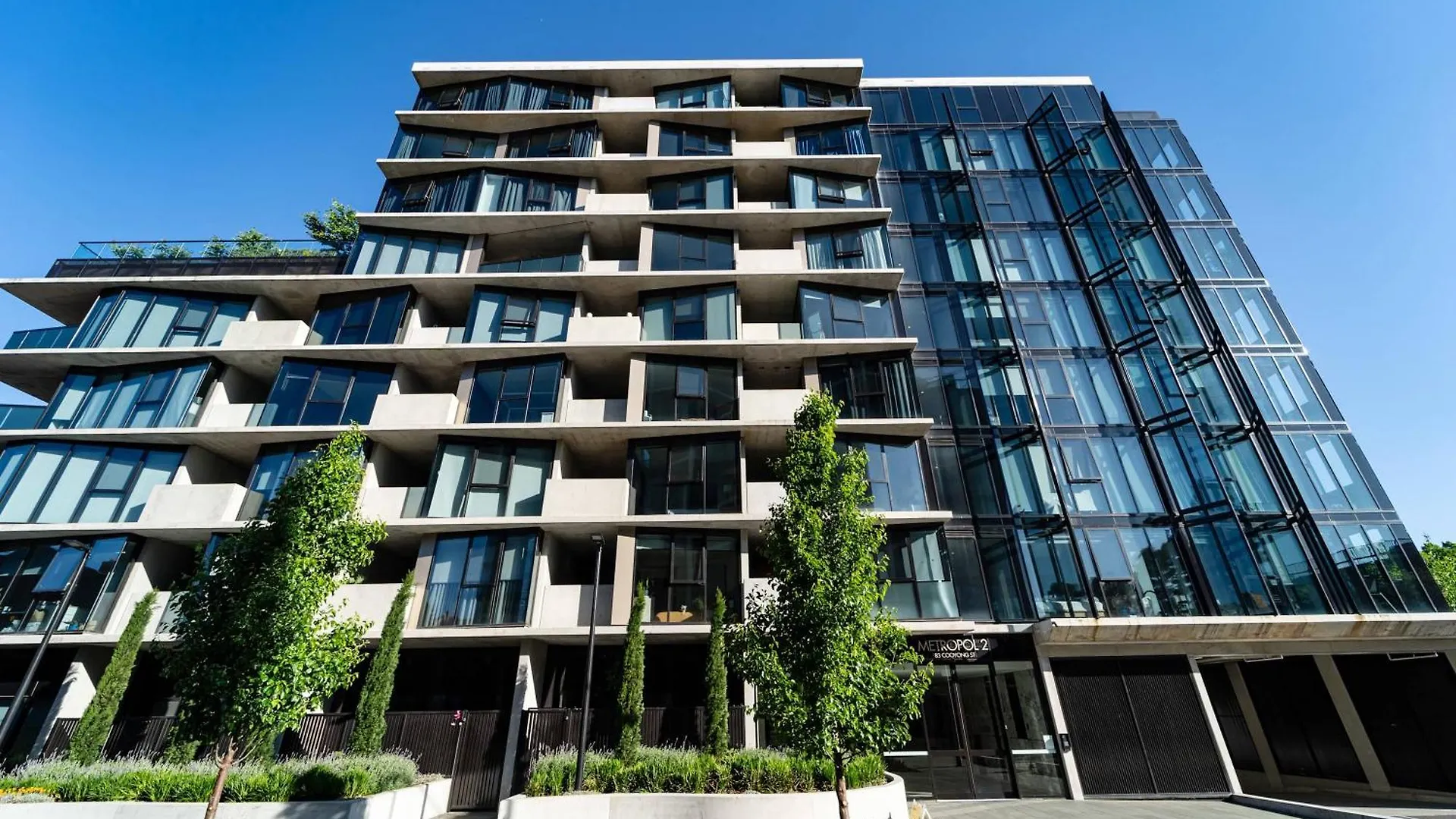 Modern 2 Bedroom Apartment In The Heart Of Canberra Center 0*,  Australia