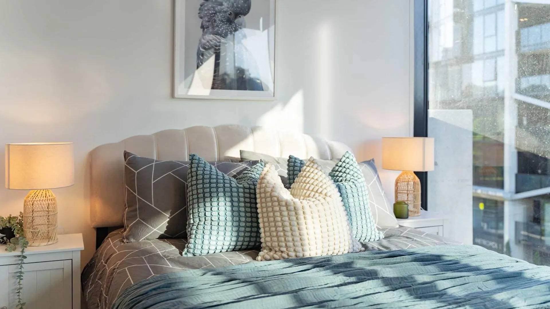 Modern 2 Bedroom Apartment In The Heart Of Canberra Center 0*,  Australia